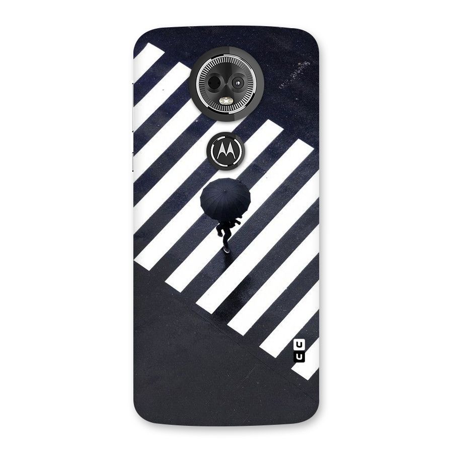 Zebra Walking Back Case for Moto E5 Plus
