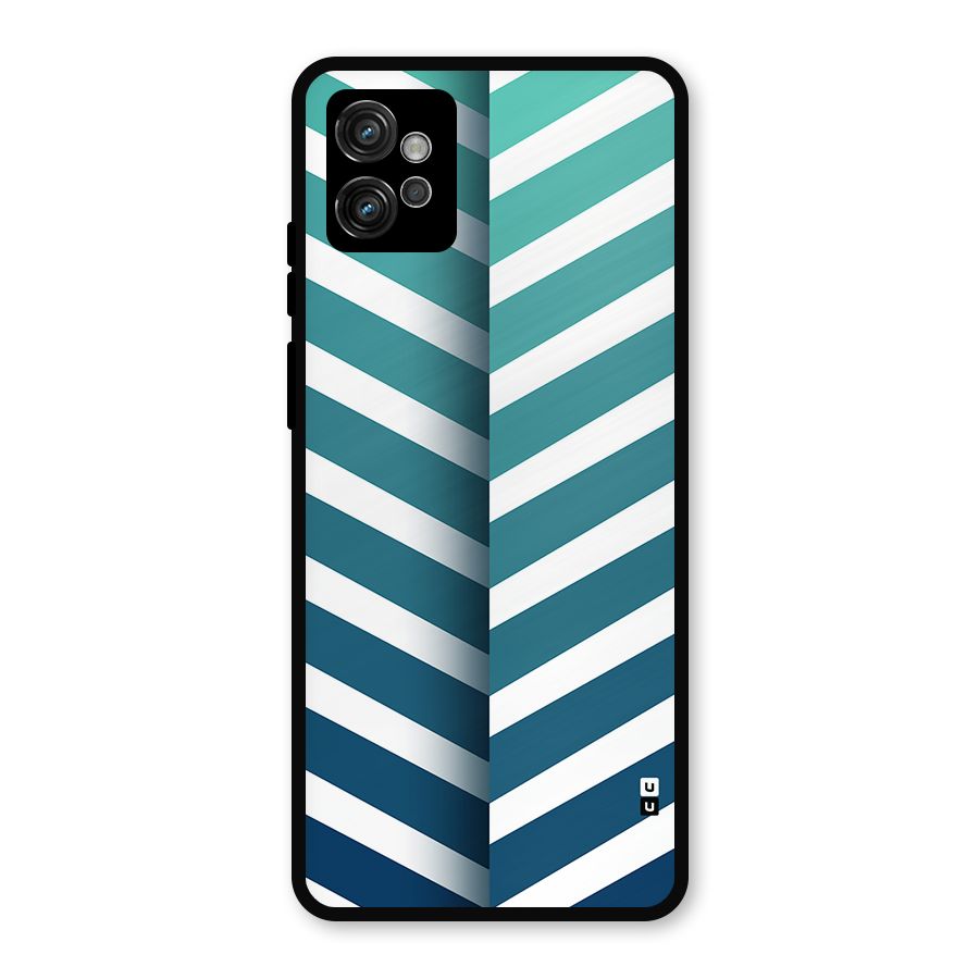 Awesome Angular Stripes Metal Back Case for Moto G32