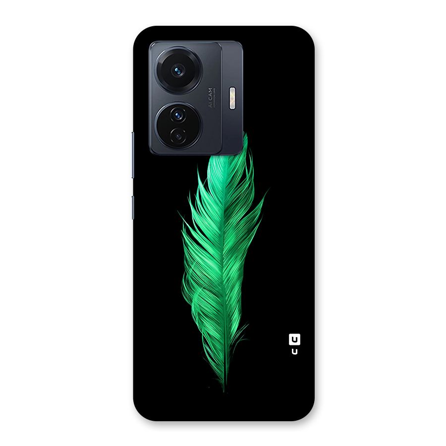 Beautiful Green Feather Back Case for Vivo T1 Pro
