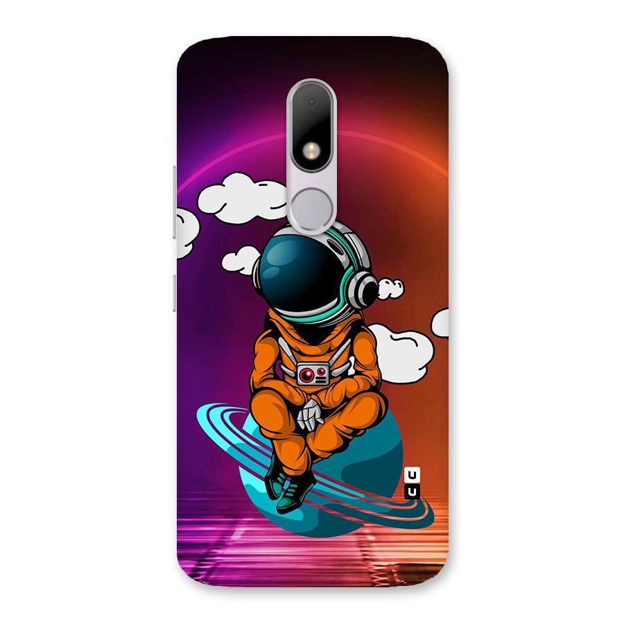 Cool Astraunaut Relaxing Back Case for Moto M