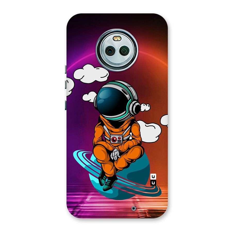 Cool Astraunaut Relaxing Back Case for Moto X4
