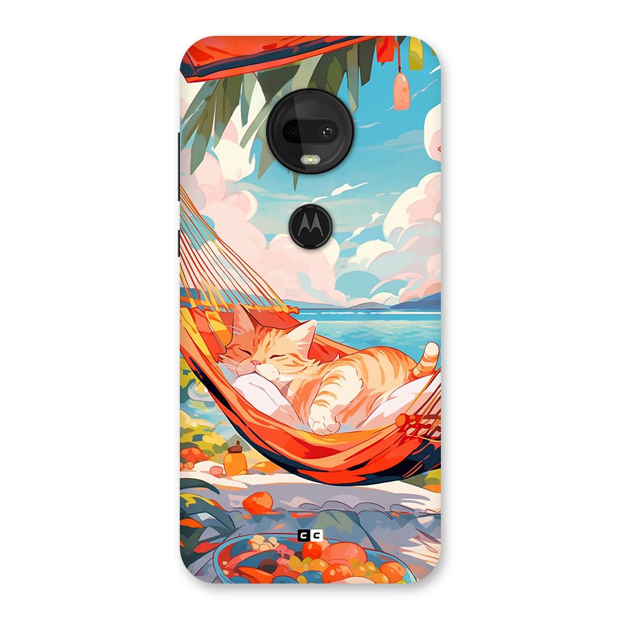 Cute Cat On Beach Back Case for Moto G7