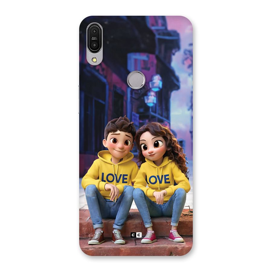 Cute Couple Sitting Back Case for Zenfone Max Pro M1