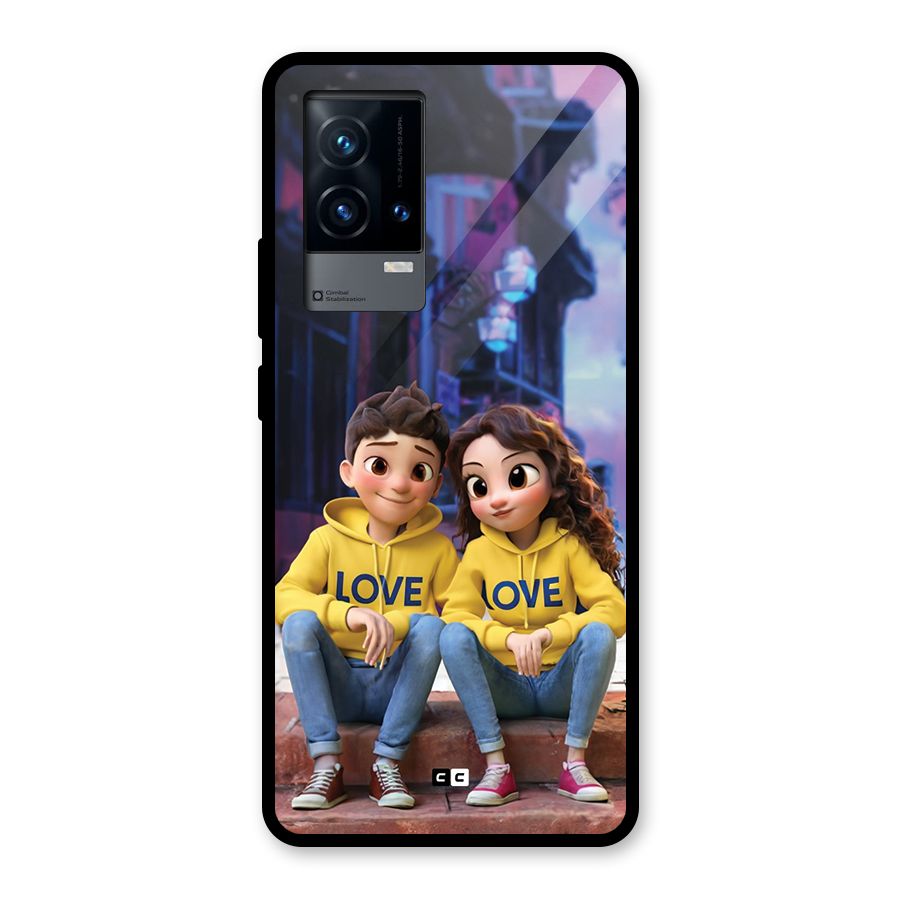 Cute Couple Sitting Glass Back Case for iQOO 9 5G