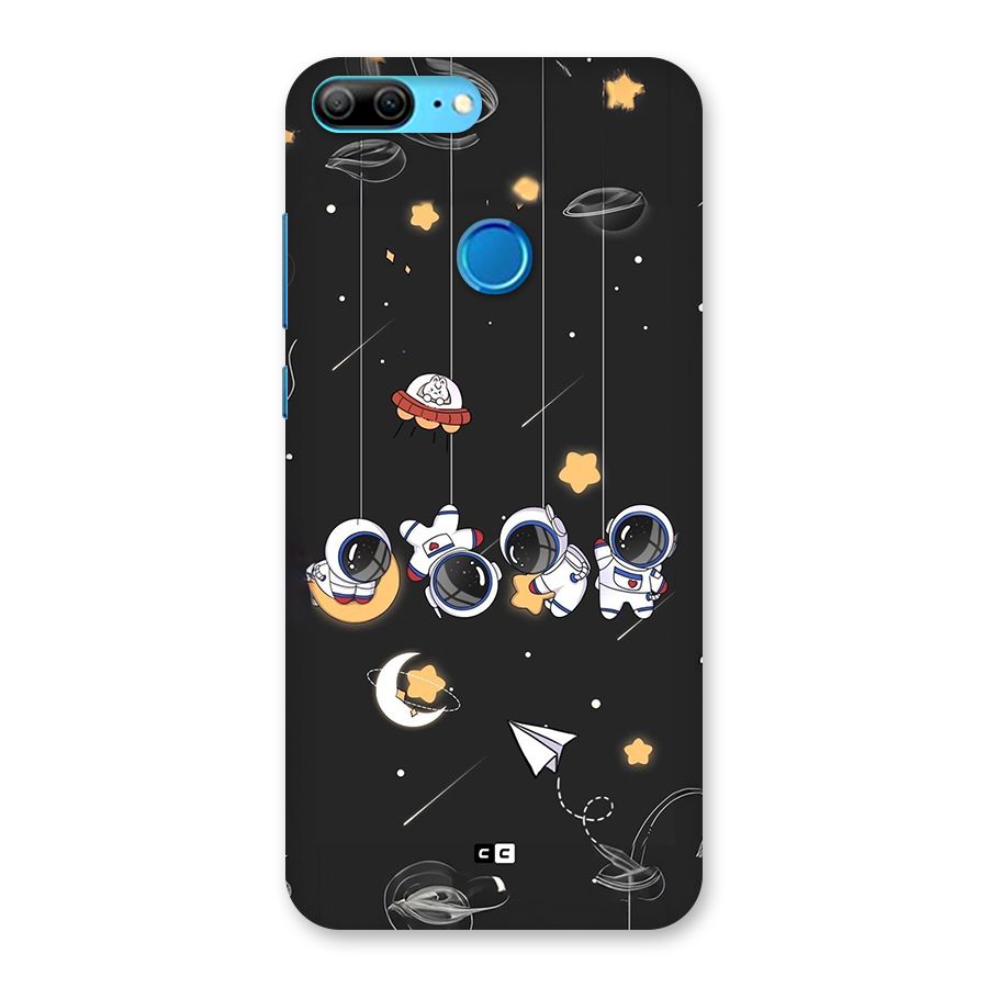 Hanging Astronauts Back Case for Honor 9 Lite