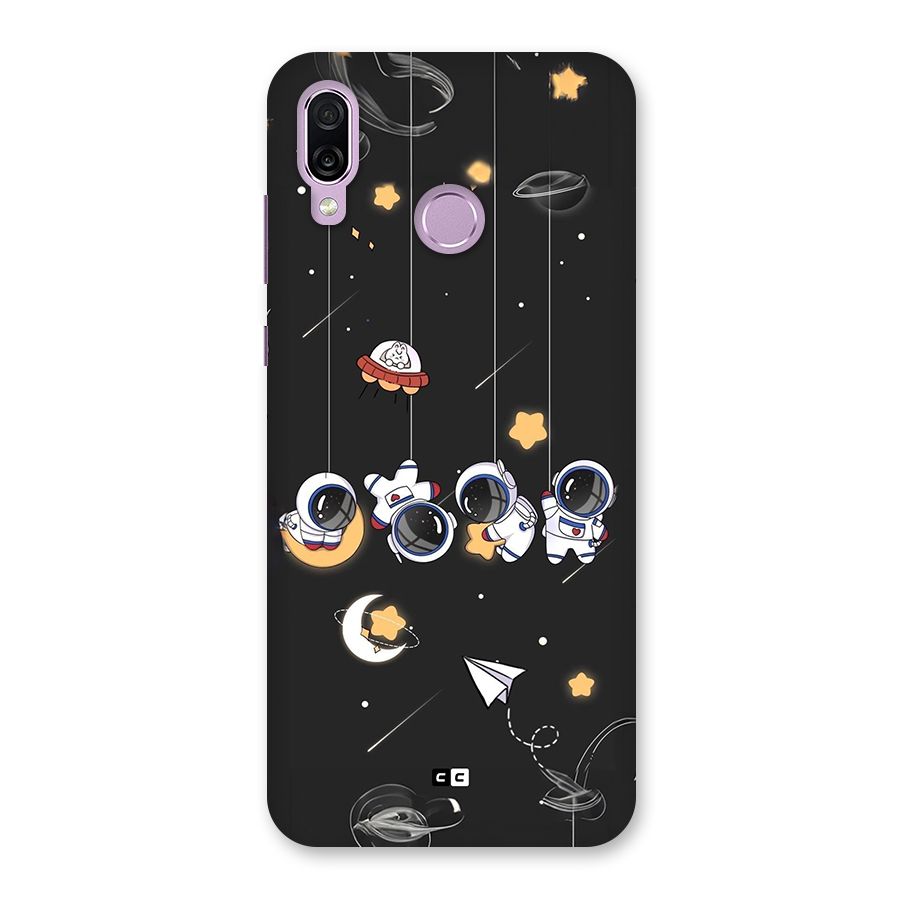 Hanging Astronauts Back Case for Honor Play