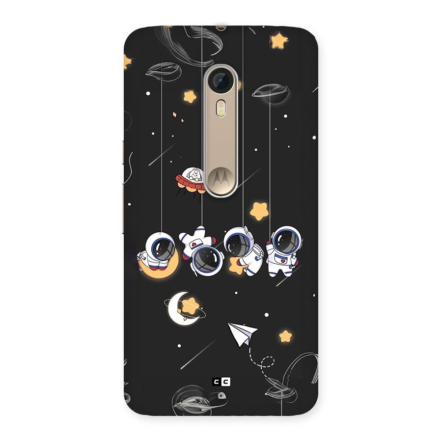 Hanging Astronauts Back Case for Moto X Style