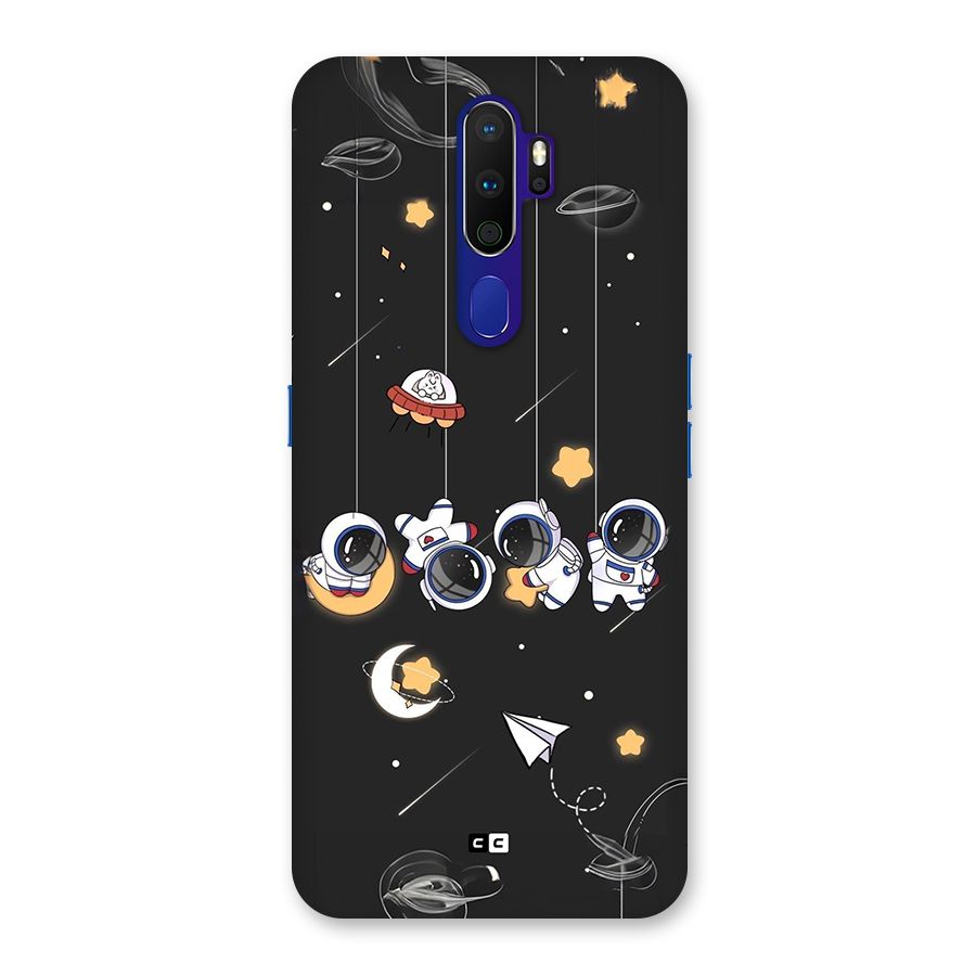 Hanging Astronauts Back Case for Oppo A9 (2020)