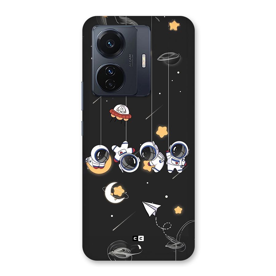 Hanging Astronauts Back Case for Vivo T1 Pro