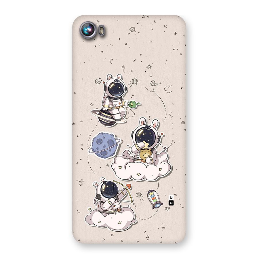 Lovely Astronaut Playing Back Case for Canvas Fire 4 (A107)