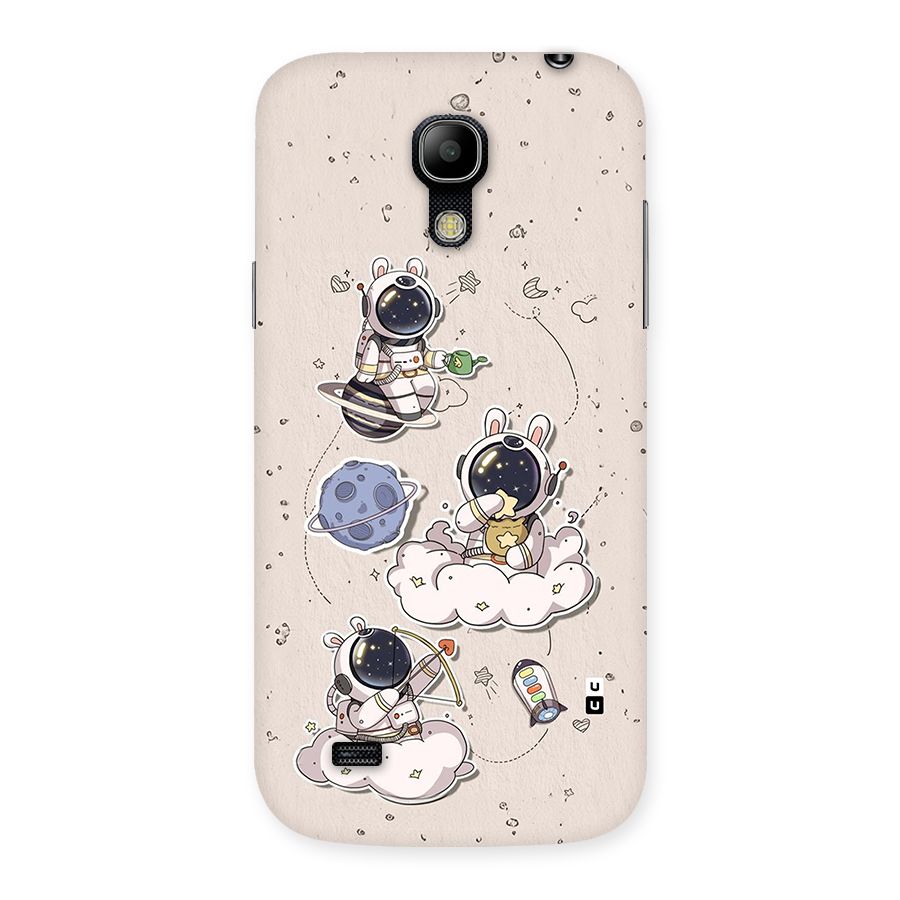 Lovely Astronaut Playing Back Case for Galaxy S4 Mini