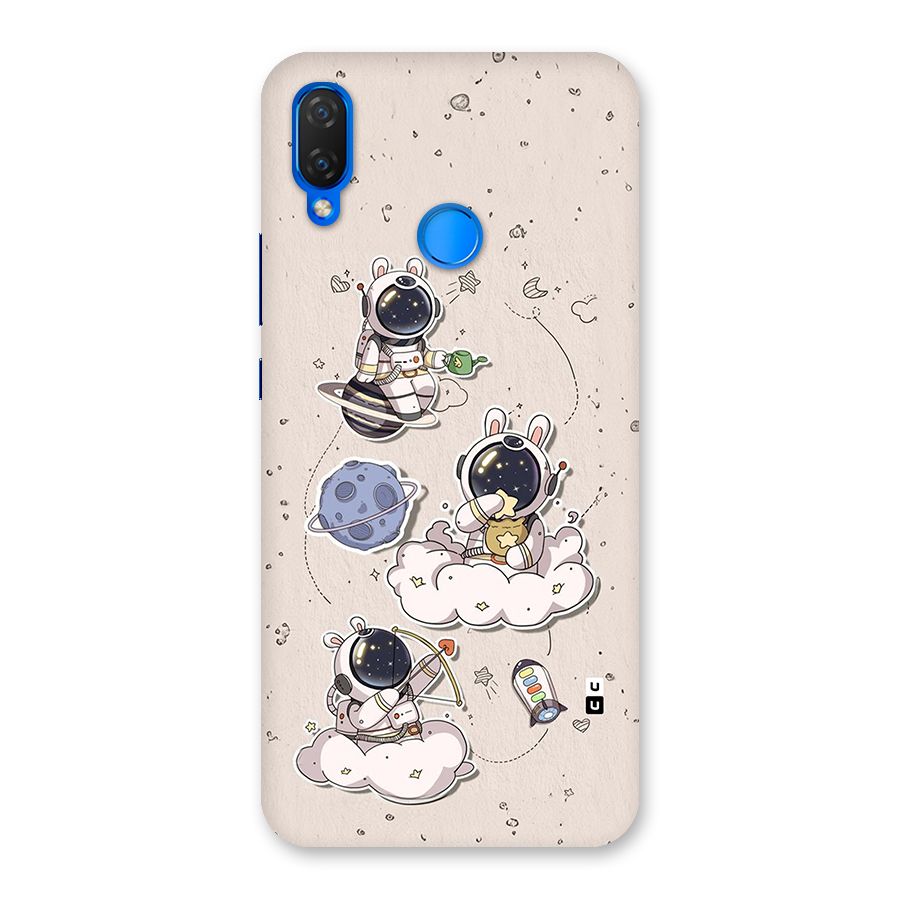 Lovely Astronaut Playing Back Case for Huawei P Smart Plus