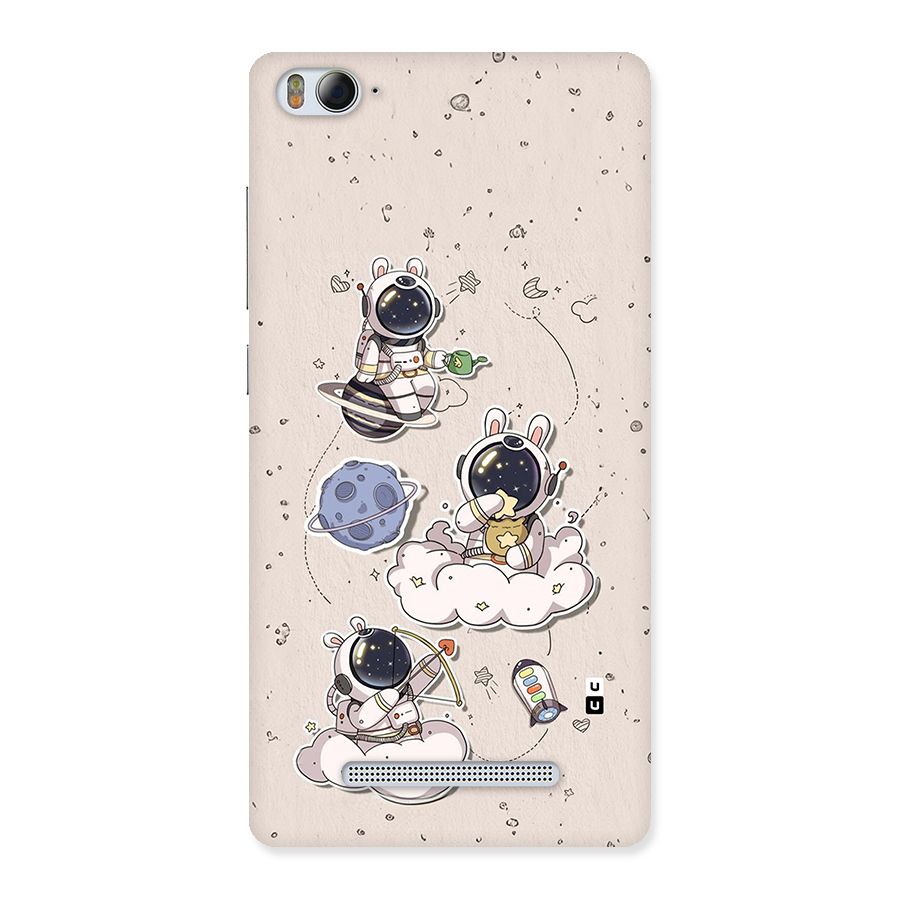Lovely Astronaut Playing Back Case for Mi4i