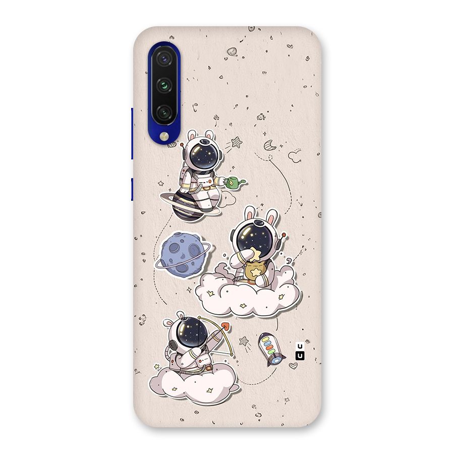 Lovely Astronaut Playing Back Case for Mi A3