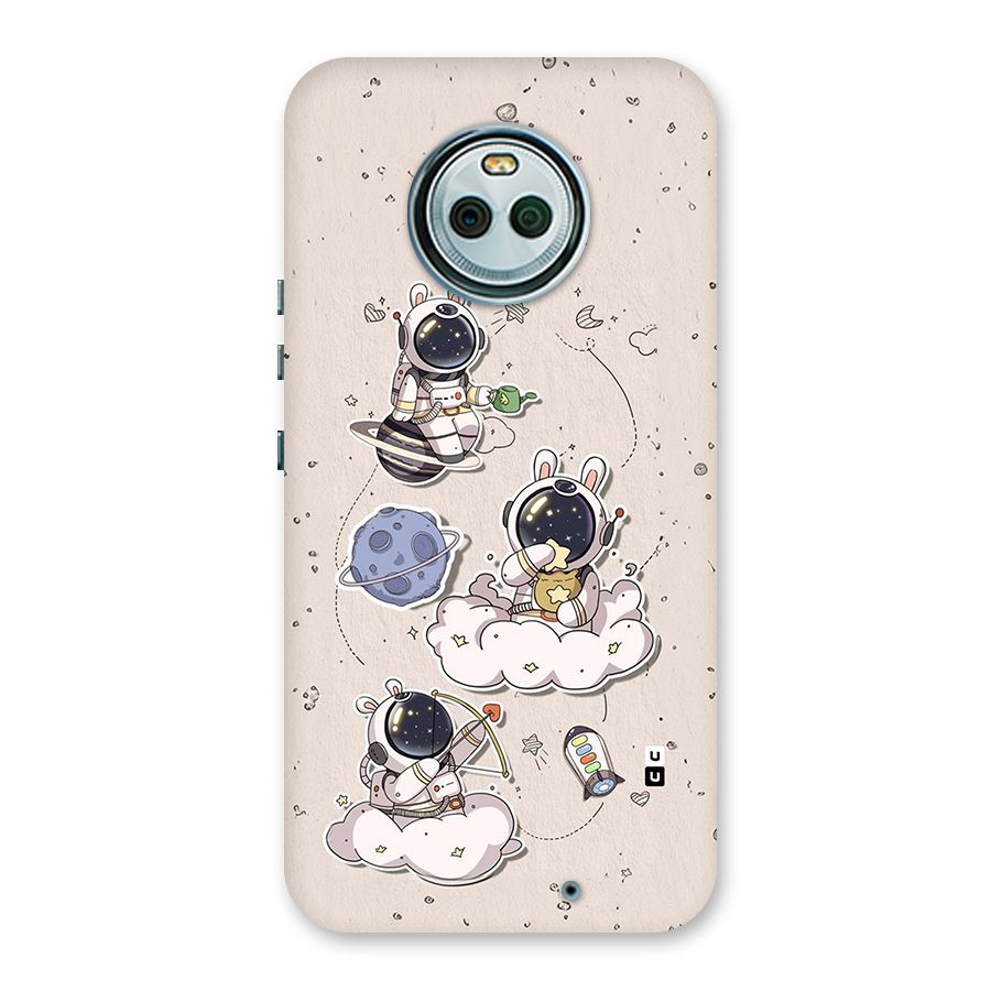 Lovely Astronaut Playing Back Case for Moto X4