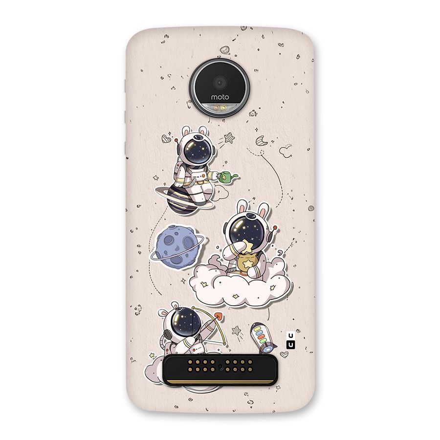 Lovely Astronaut Playing Back Case for Moto Z Play
