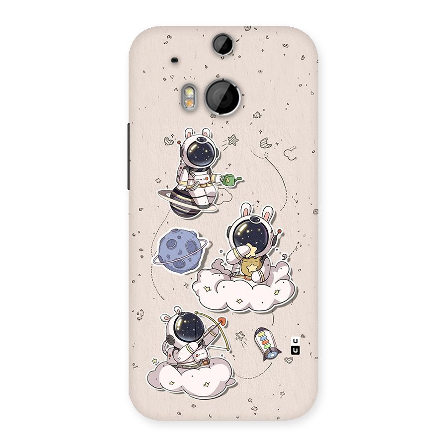 Lovely Astronaut Playing Back Case for One M8