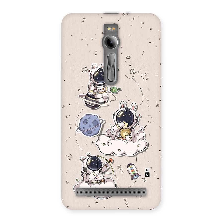 Lovely Astronaut Playing Back Case for Zenfone 2