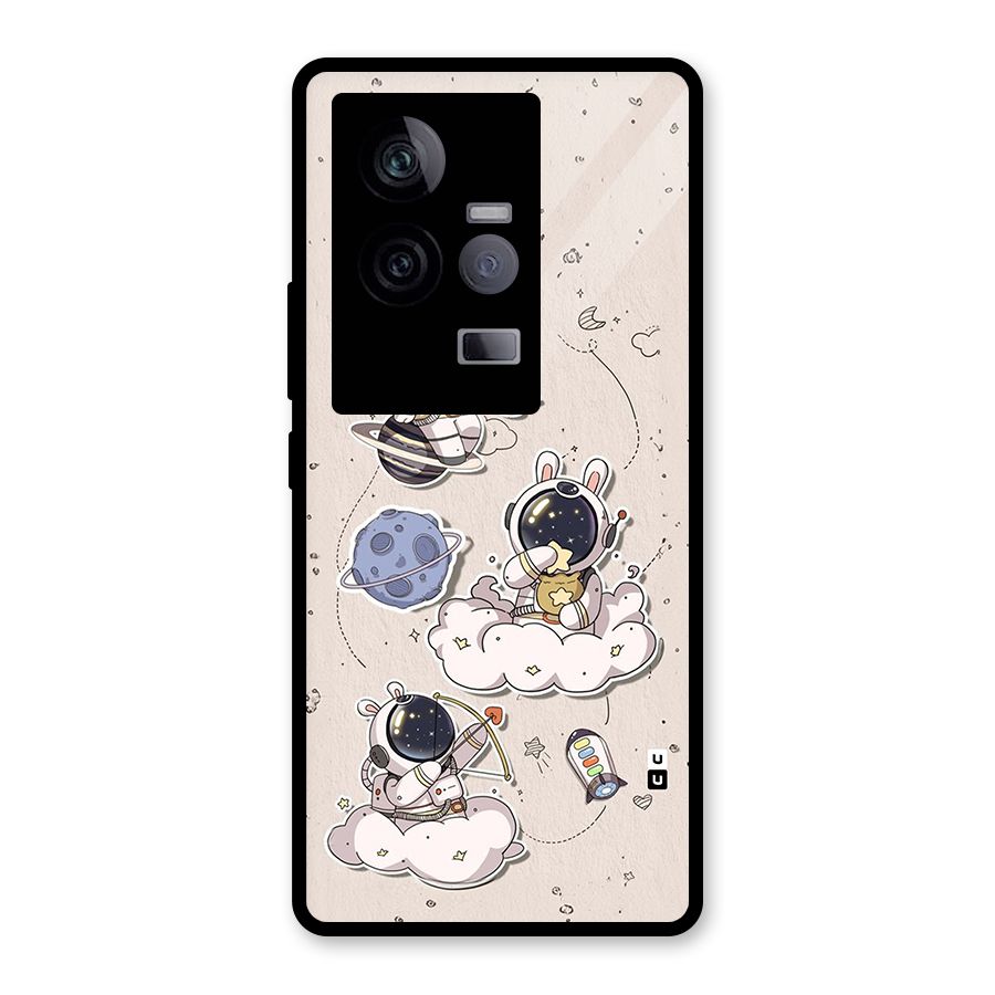 Lovely Astronaut Playing Glass Back Case for Vivo iQOO 11 5G