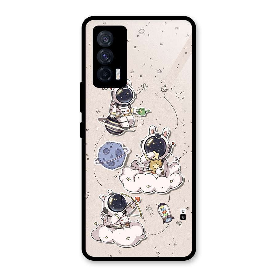 Lovely Astronaut Playing Glass Back Case for Vivo iQOO 7 5G