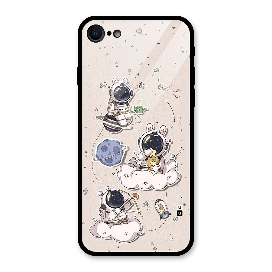Lovely Astronaut Playing Glass Back Case for iPhone 7
