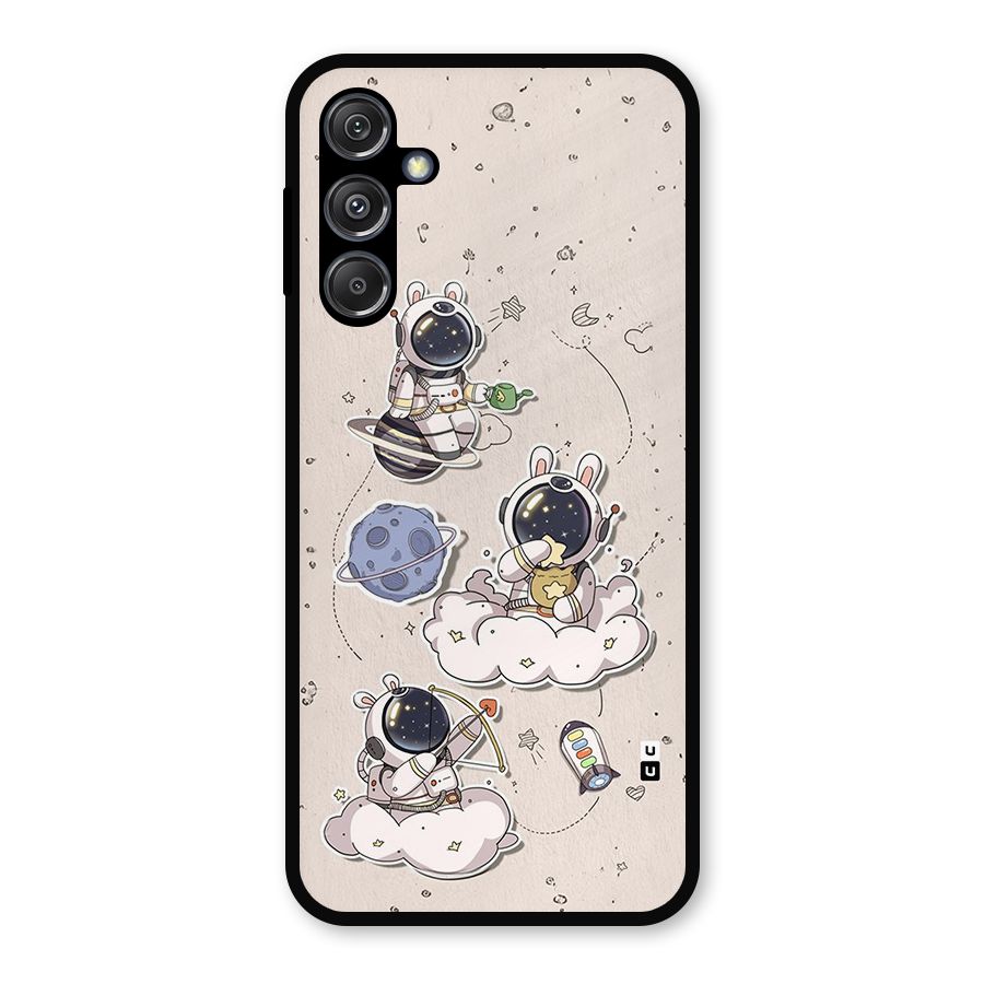 Lovely Astronaut Playing Metal Back Case for Galaxy M34 5G