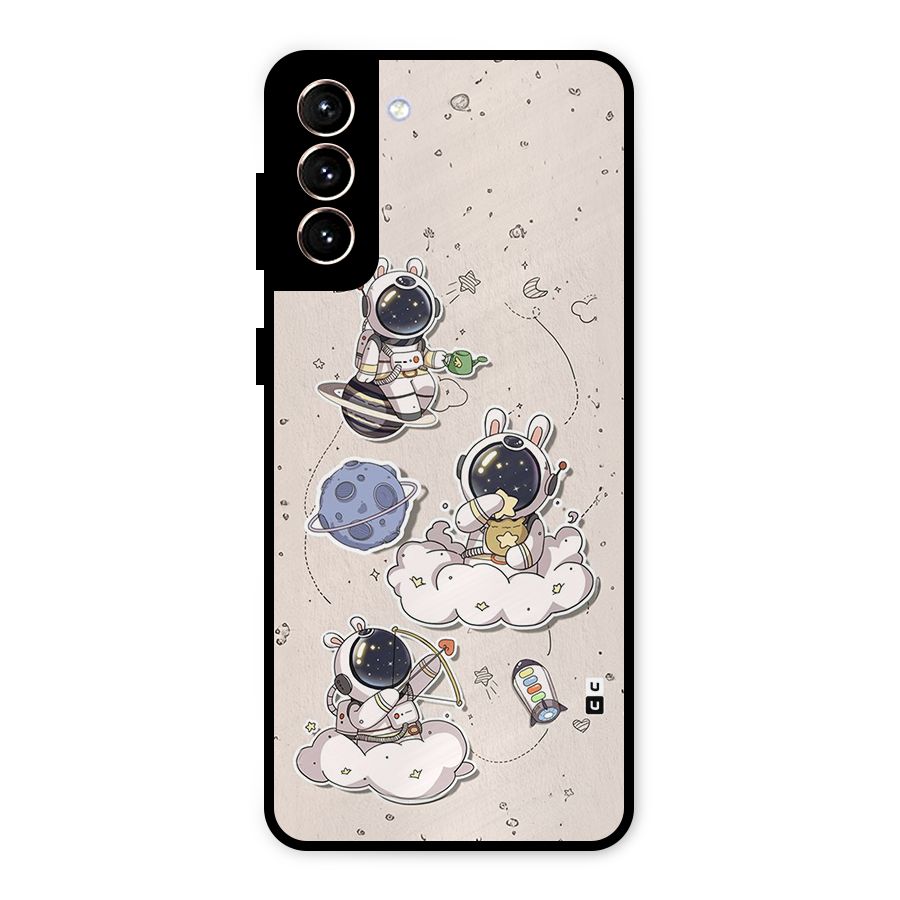 Lovely Astronaut Playing Metal Back Case for Galaxy S21 Plus