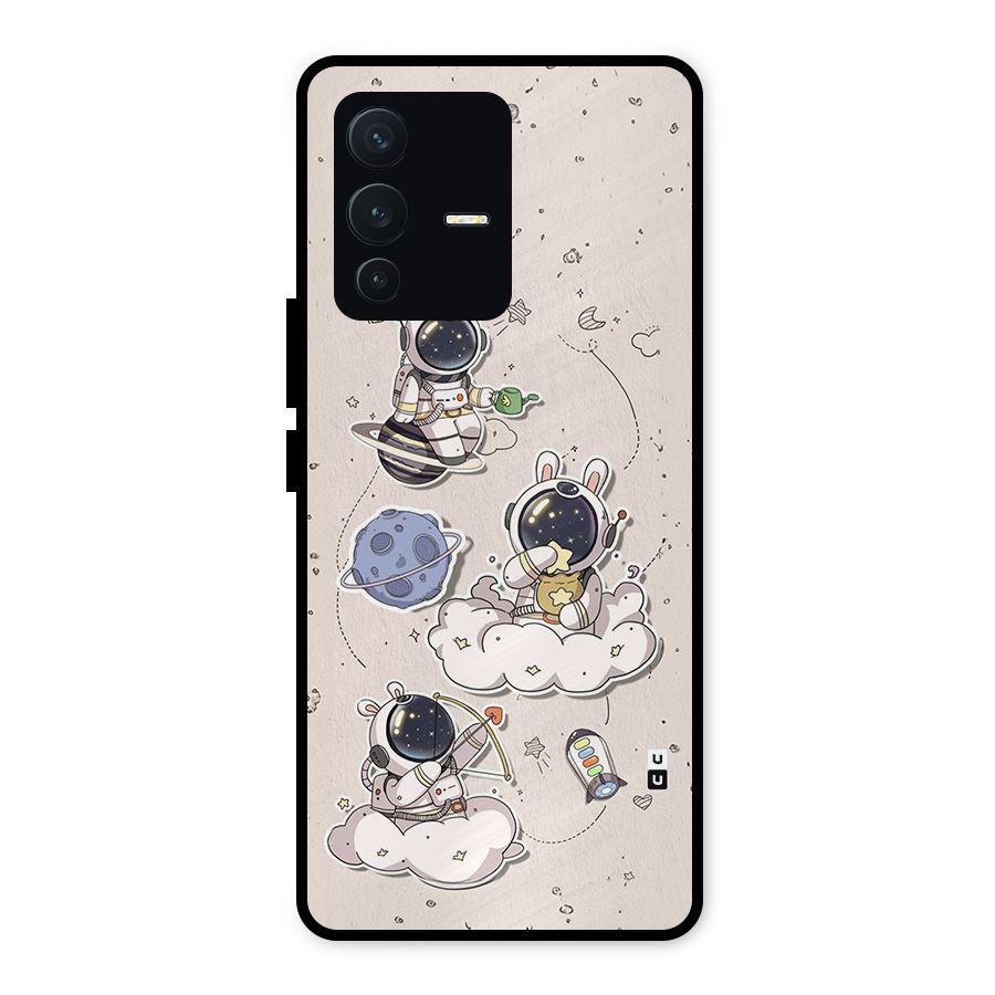 Lovely Astronaut Playing Metal Back Case for Vivo V23 5G