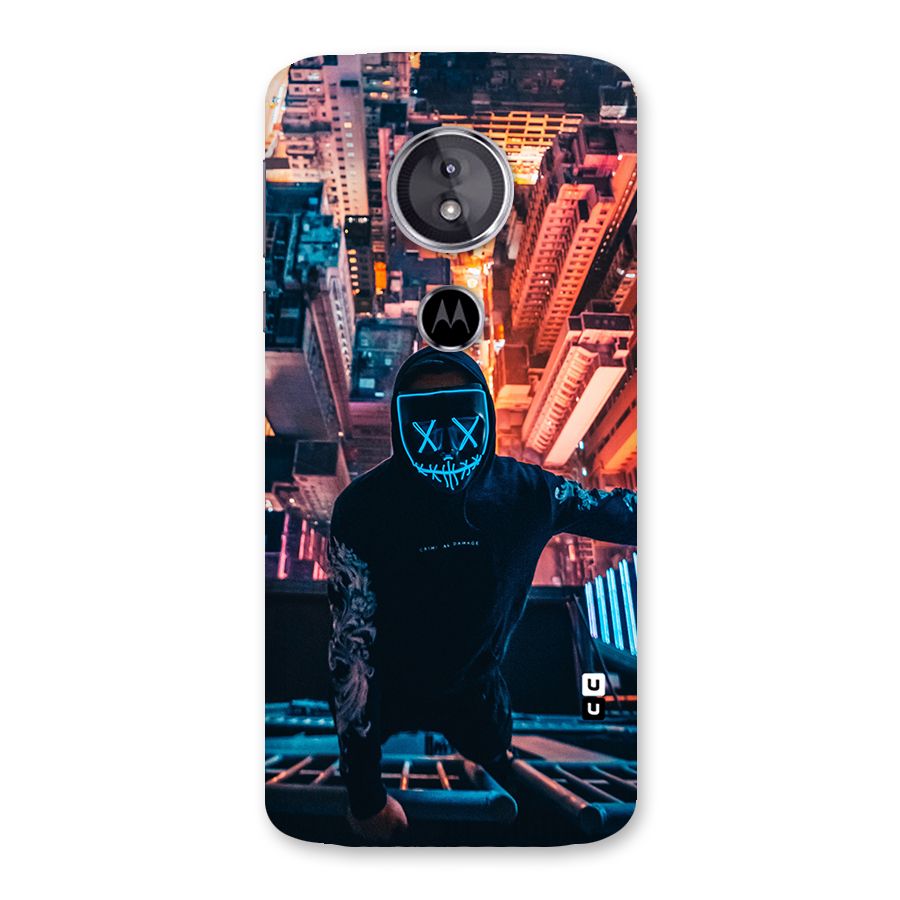 Mask Guy Climbing Building Back Case for Moto E5
