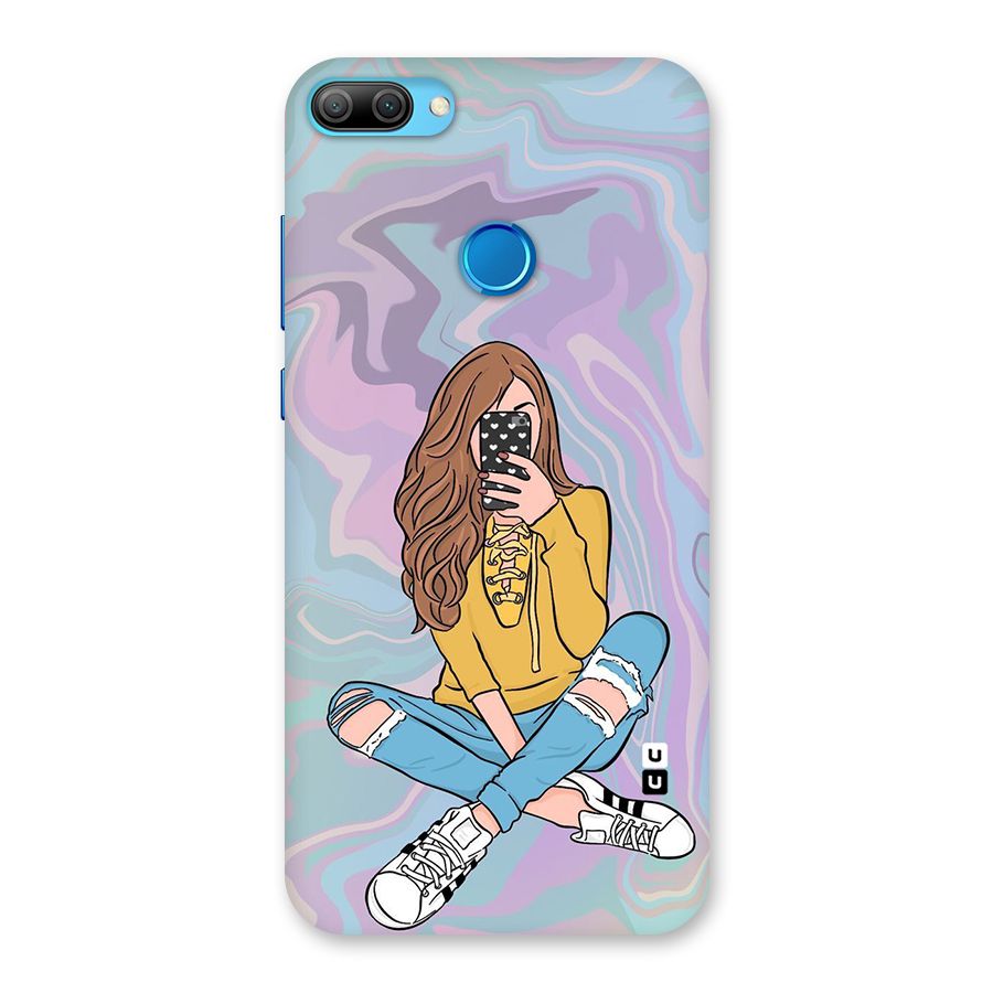 Selfie Girl Illustration Back Case for Honor 9N