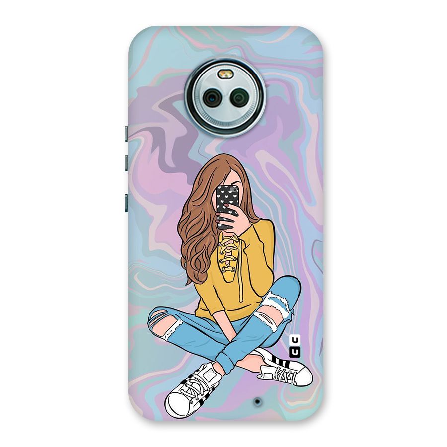 Selfie Girl Illustration Back Case for Moto X4