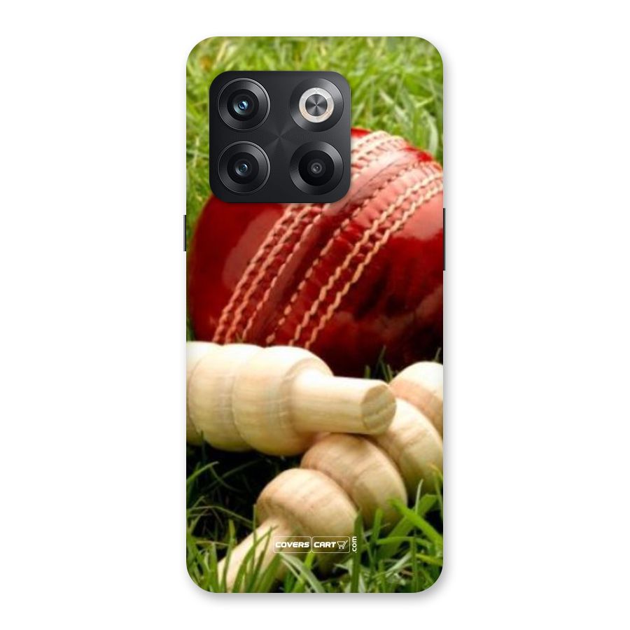 Cricket Ball and Stumps Back Case for OnePlus 10T