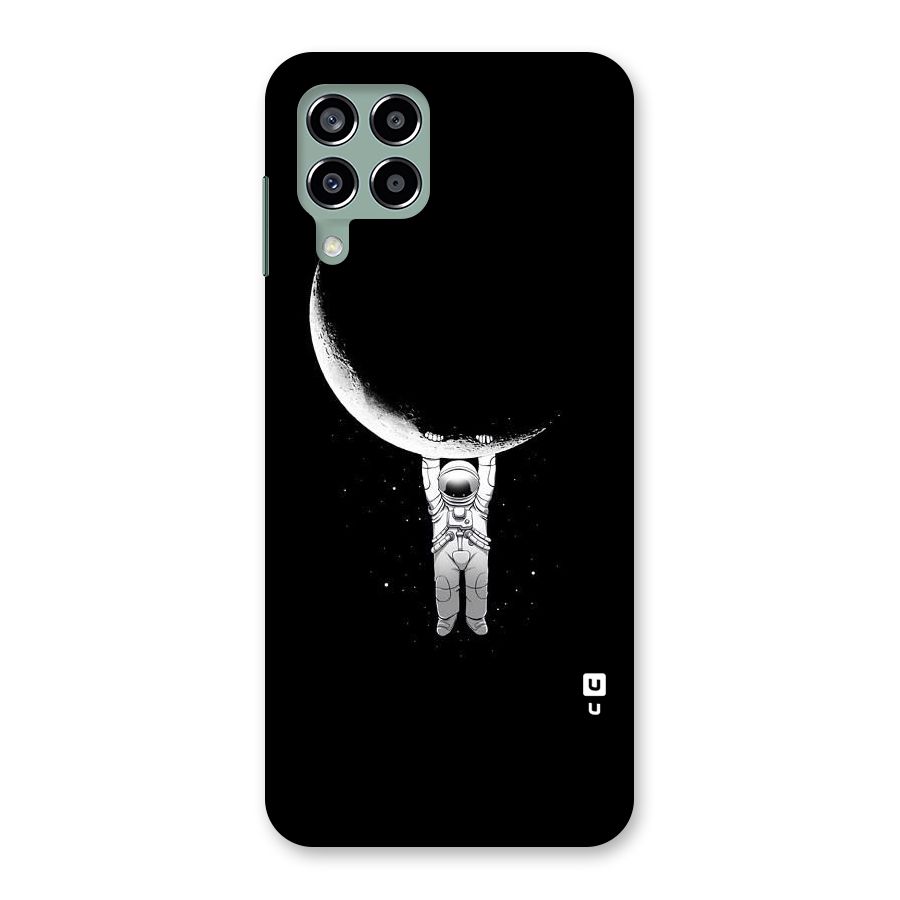 Hanging Astronaut Back Case for Galaxy M33