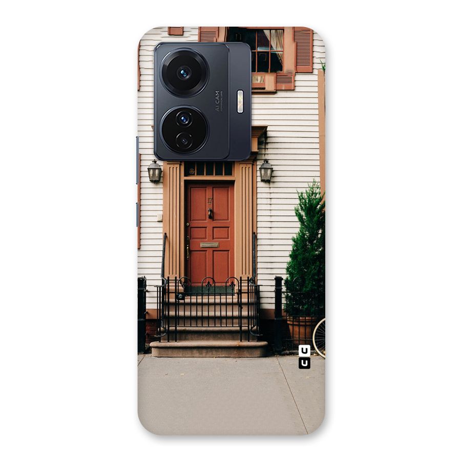 Pretty Orange Door Back Case for Vivo T1 Pro