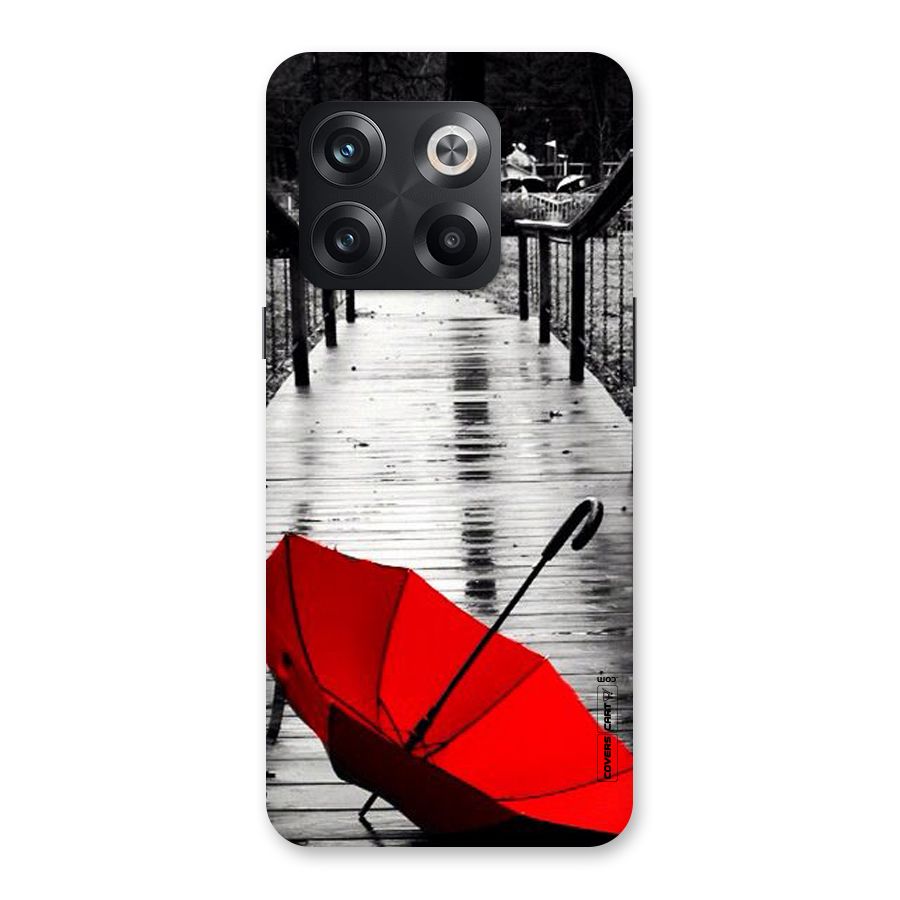Rainy Red Umbrella Back Case for OnePlus 10T