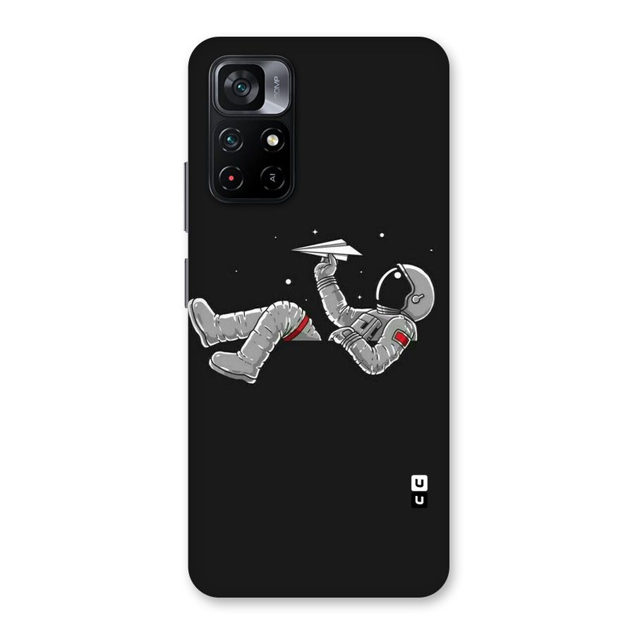 Spaceman Flying Back Case for Poco M4 Pro 5G