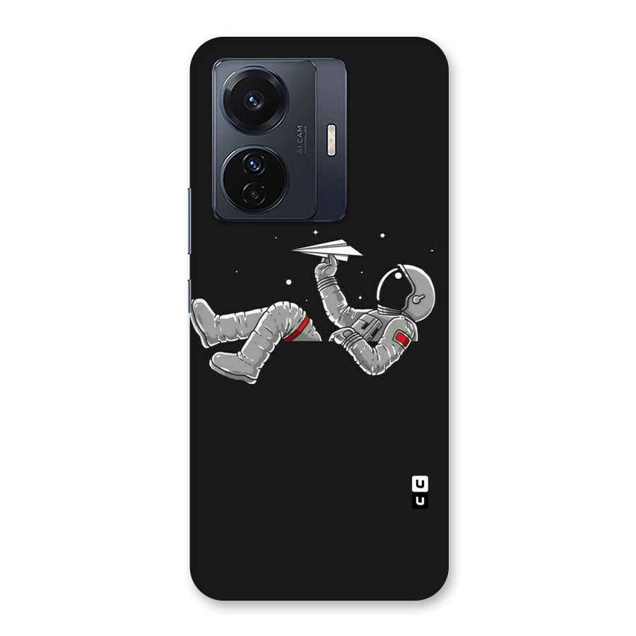 Spaceman Flying Back Case for Vivo T1 Pro