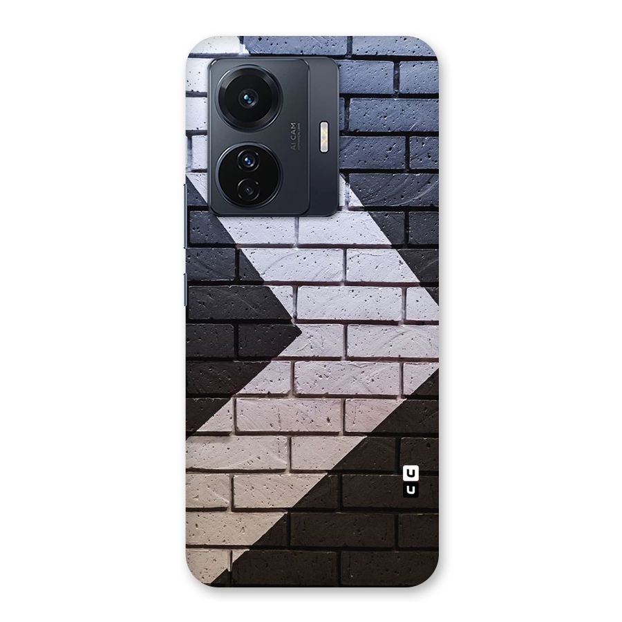 Wall Arrow Design Back Case for Vivo T1 Pro