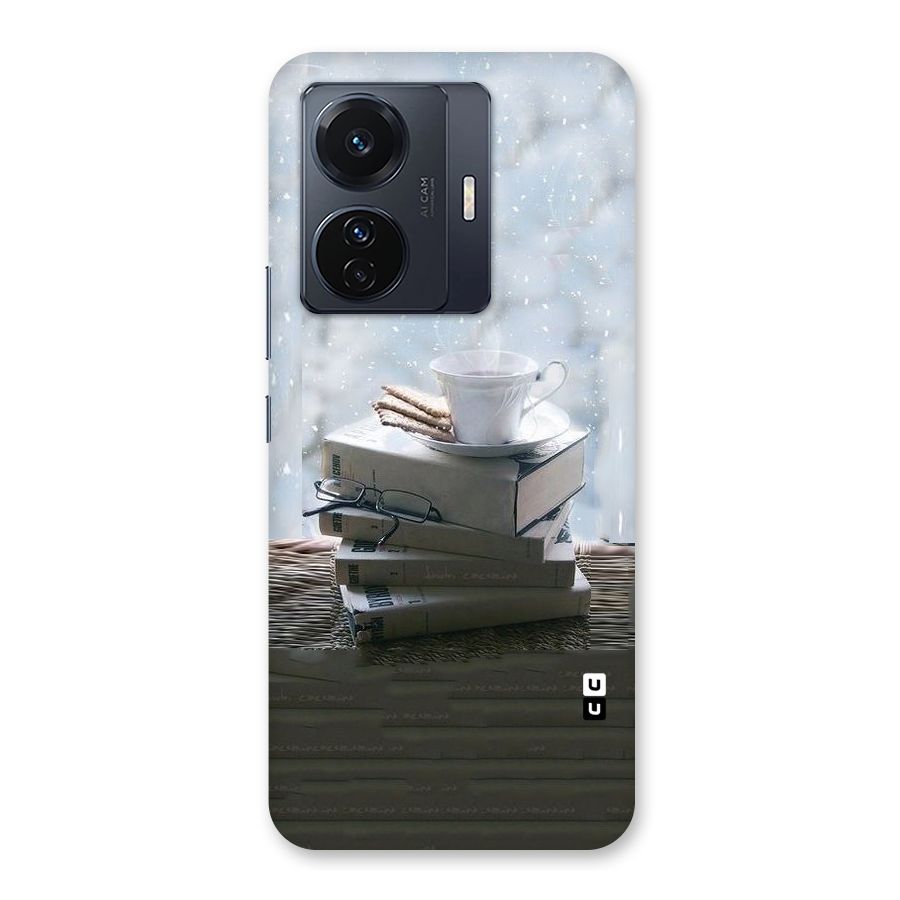Winter Reads Back Case for Vivo T1 Pro
