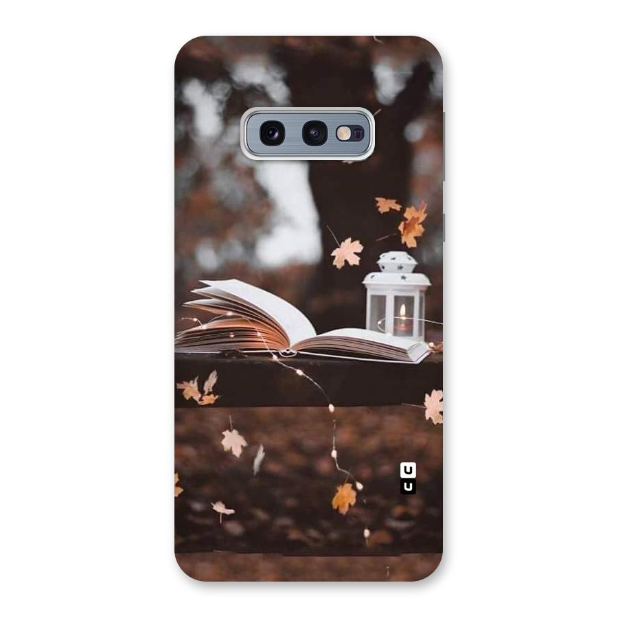 Book and Fall Leaves Back Case for Galaxy S10e