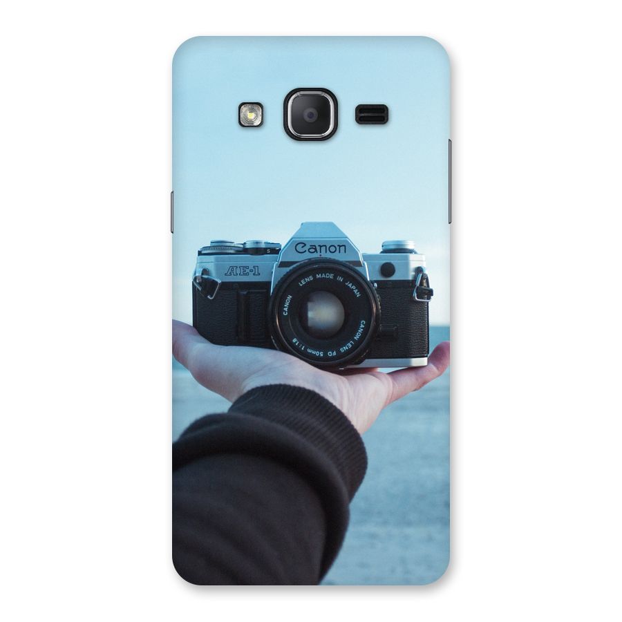 Camera in Hand Back Case for Galaxy On7 2015