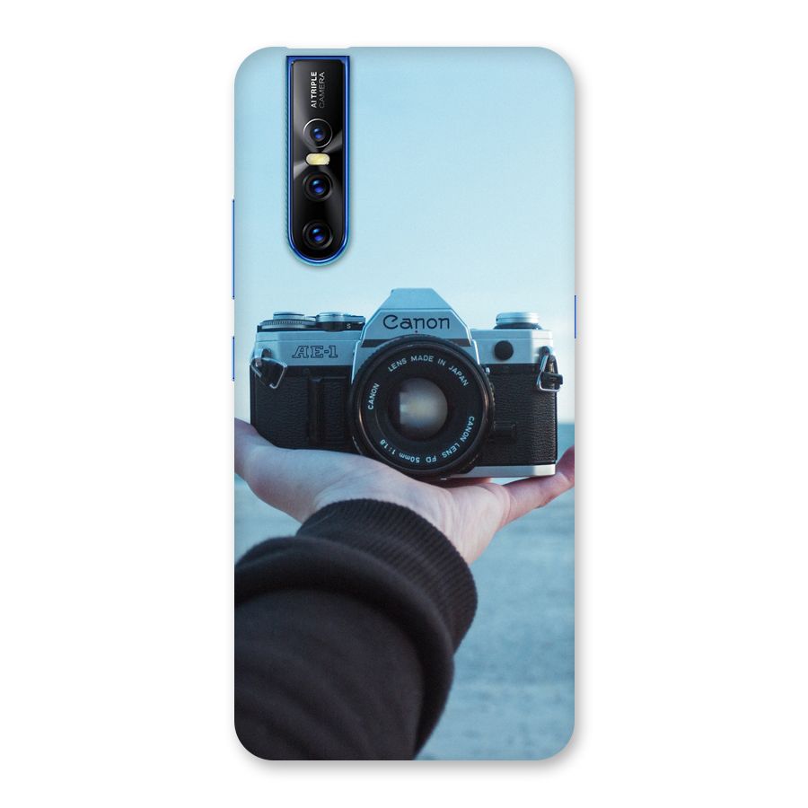 Camera in Hand Back Case for Vivo V15 Pro