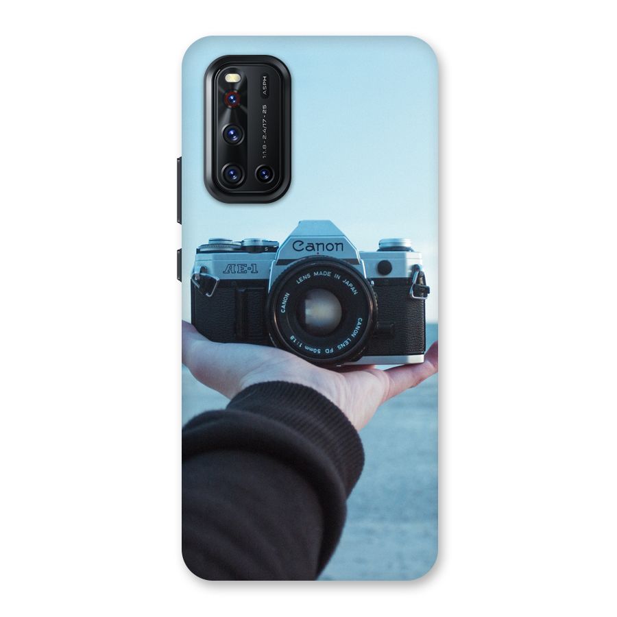 Camera in Hand Back Case for Vivo V19