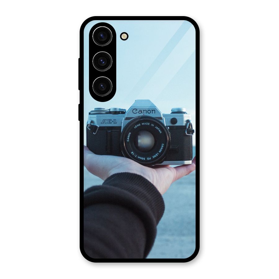 Camera in Hand Glass Back Case for Galaxy S23 Plus