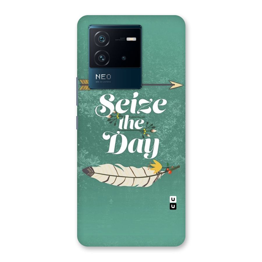 Feather Seize Back Case for Vivo iQOO Neo 6 5G