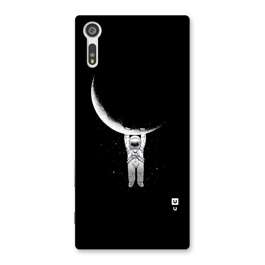 Hanging Astronaut Back Case for Xperia XZ