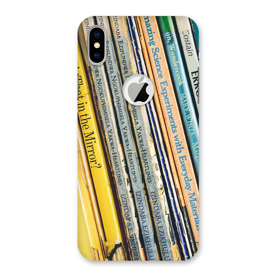 In Love with Books Back Case for iPhone X Logo Cut