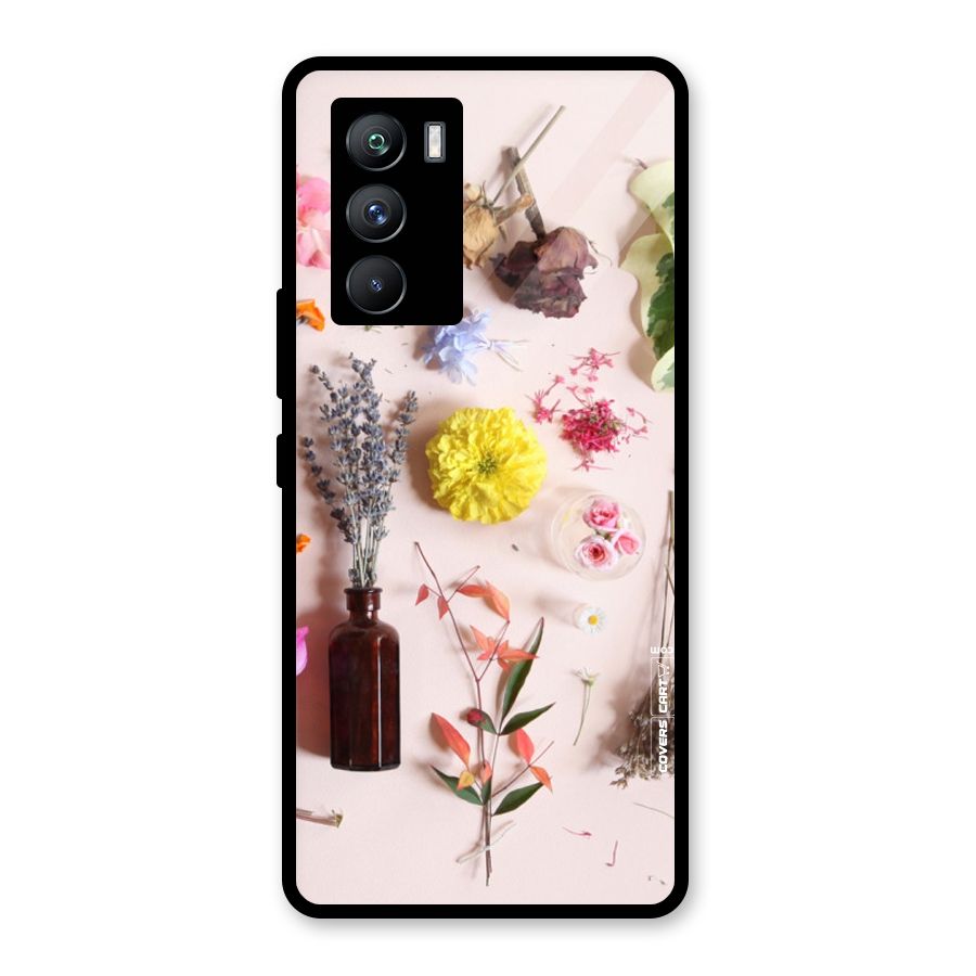 Old Petals Glass Back Case for Vivo iQOO 9 SE