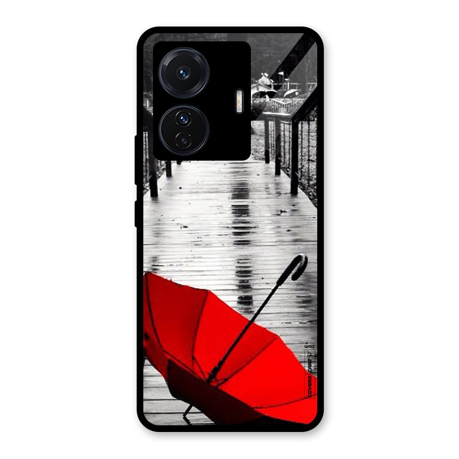 Rainy Red Umbrella Glass Back Case for Vivo iQOO Z6 Pro