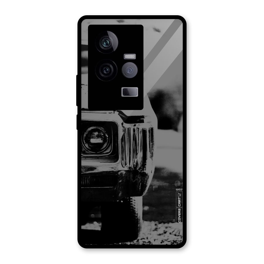 Vintage Car Black and White Glass Back Case for Vivo iQOO 11 5G